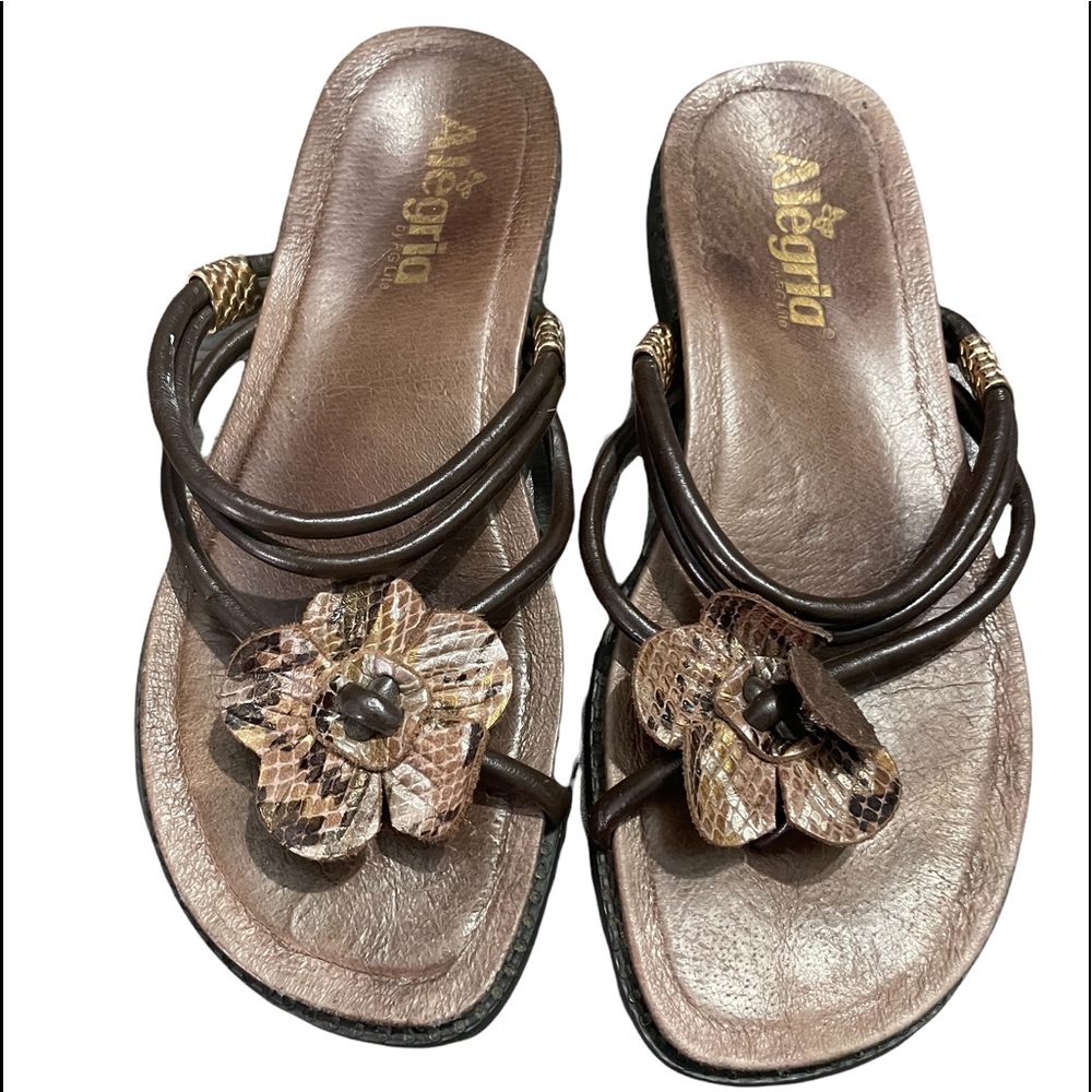 Alegria brown comfortable sandals size 8.5